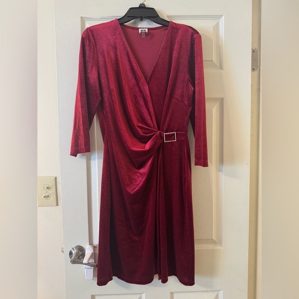 Anne Klein Burgundy/Red Long Sleeve shimmer Dress sz 10 - Picture 2 of 6